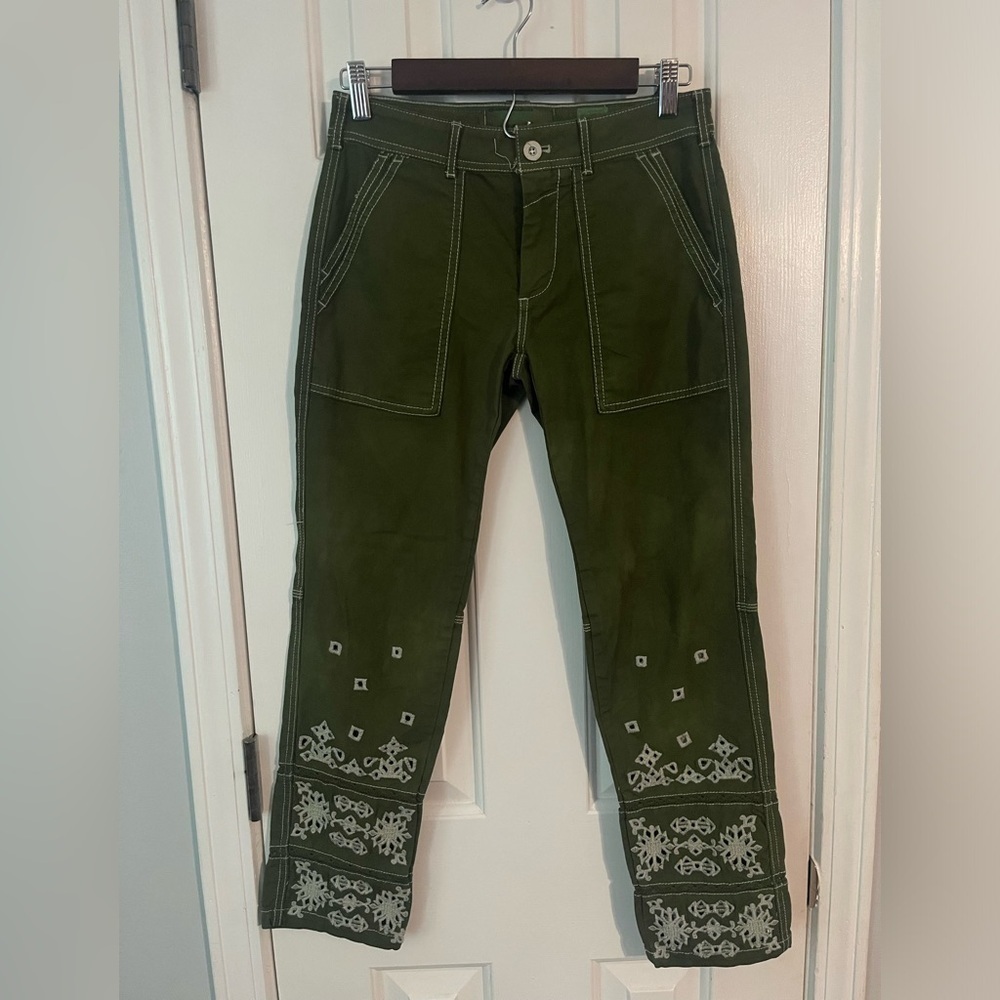 Anthropologie Pants The Wanderer Embroidered Eyelet Hem Size 25 Green Pockets